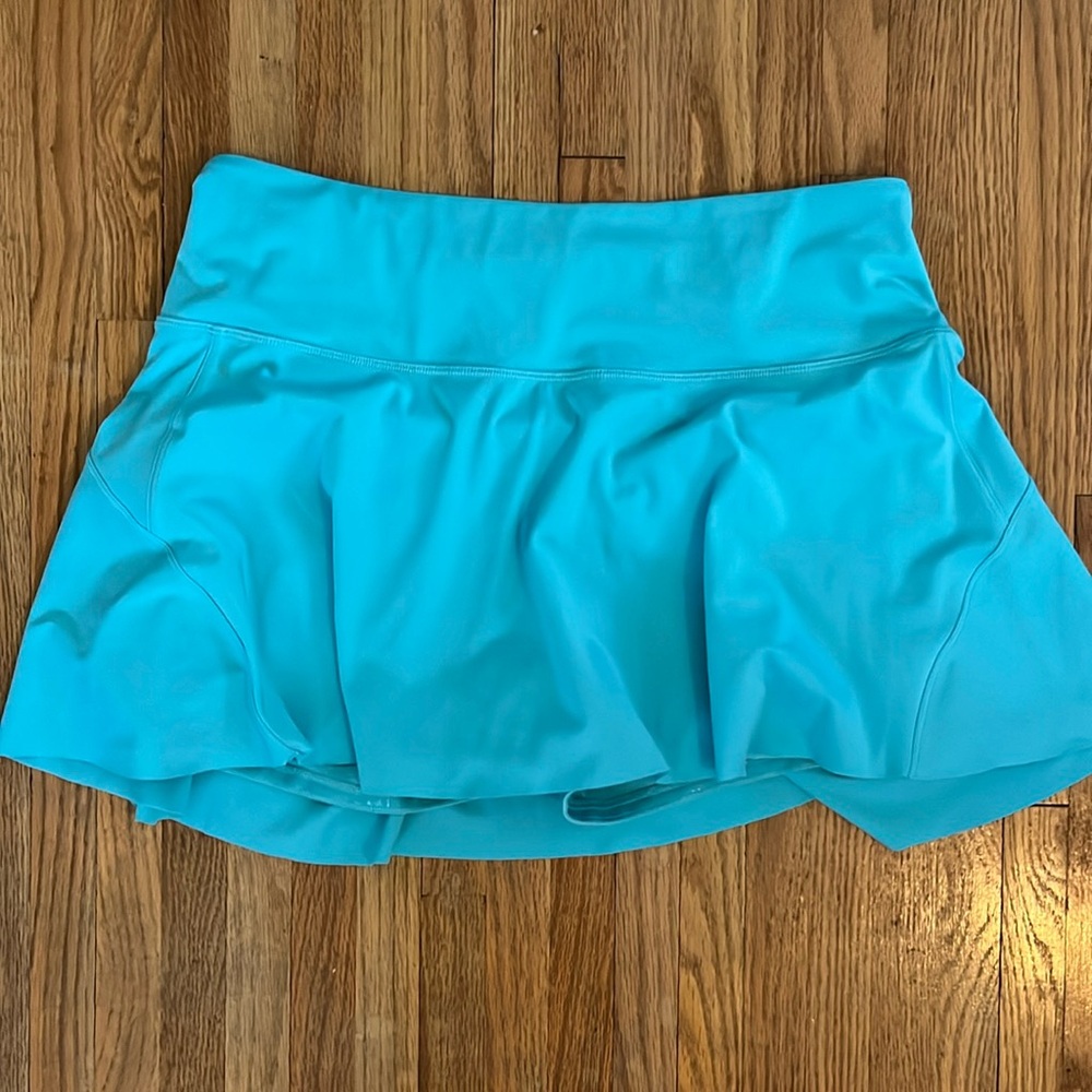 Athleta Ace Tennis Skort 13.5”, size L, EUC